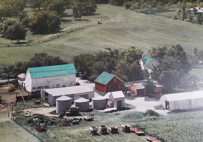 The Manzke Mokena farm of many years ago. Today, the house is the only building left standing.