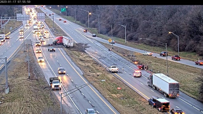A crash at by the Brownsboro Road exit along I-264 in Louisville shut down traffic in both directions Tuesday morning. Jan. 17, 2023