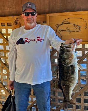 Rodney Hunter took big bass with a 7.75 pounder during the Xtreme Bass Series Kissimmee Division tournament Jan. 15 on Lake Kissimmee.