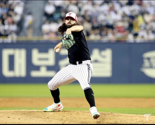 Former Sarasota Sailor star Casey Kelly had his best pro season last year. Pitching for the LG Twins of the Korean Baseball Organization, the 33-year-old finished 16-4 with a 2.71 ERA.
(Photo: PHOTO PROVIDED)