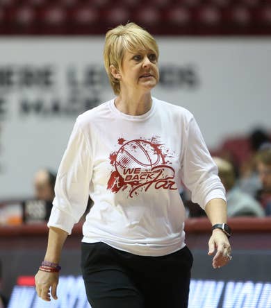 A look at Alabama women's basketball head coach Kristy Curry