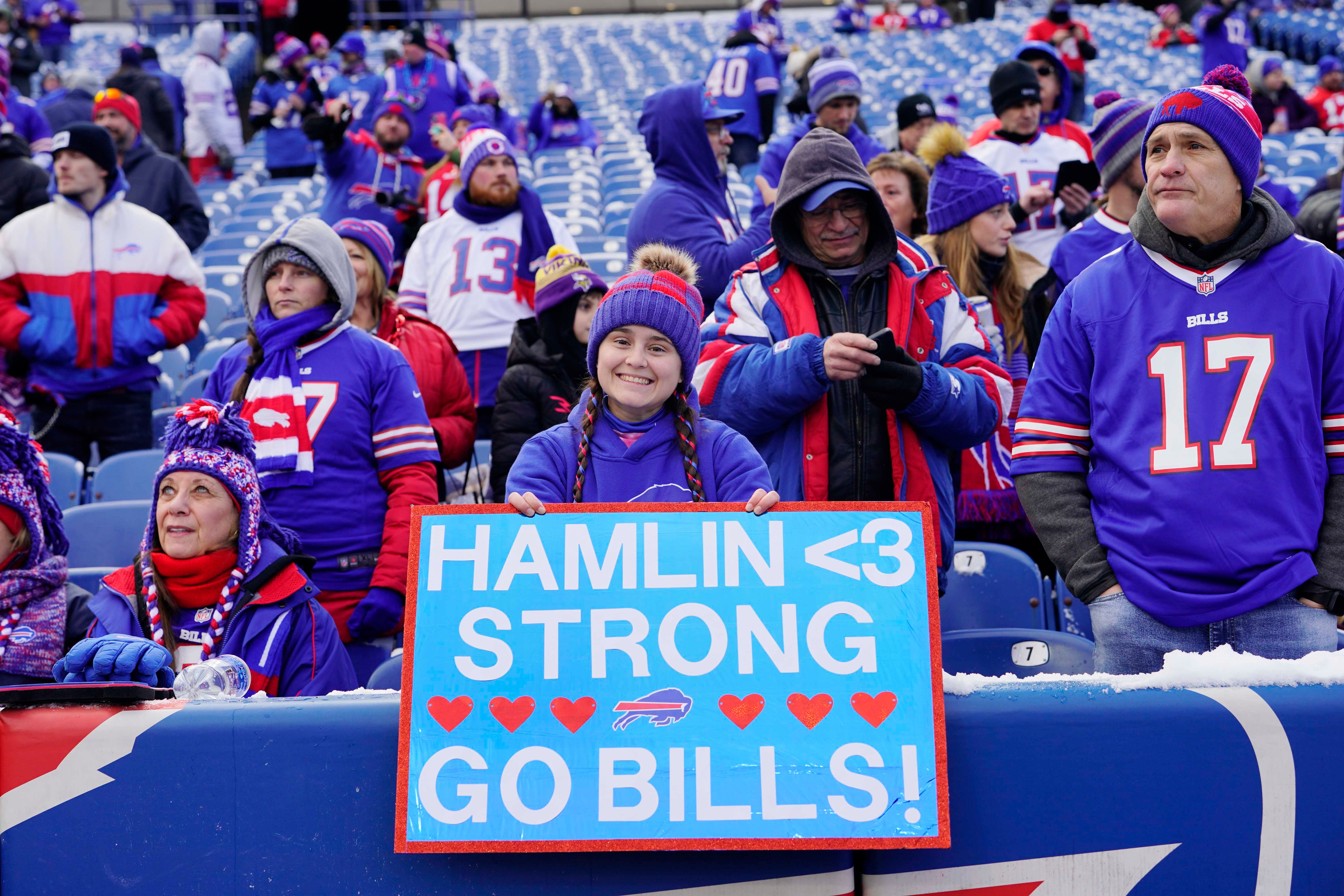 Damar Hamlin attends Bills' playoff game vs. Bengals three weeks after suffering cardiac arrest