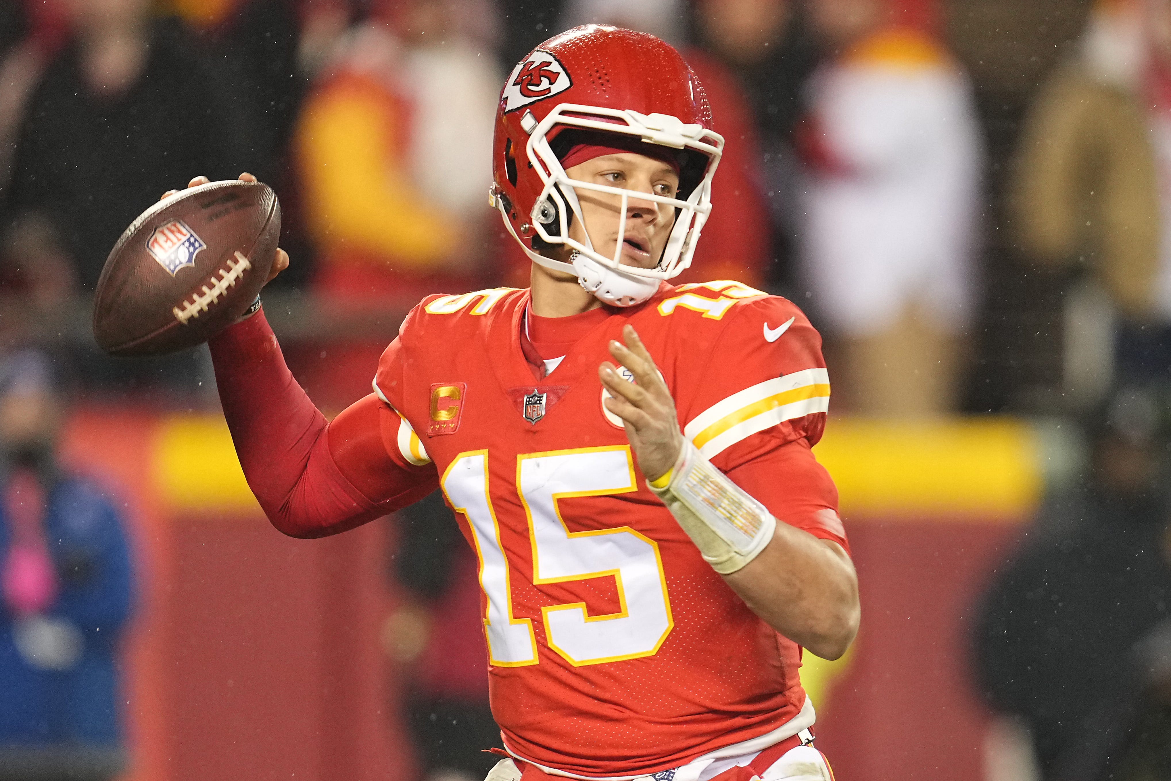 Patrick Mahomes overcomes ankle injury, Chiefs beat Jaguars to reach fifth AFC title game in a row
