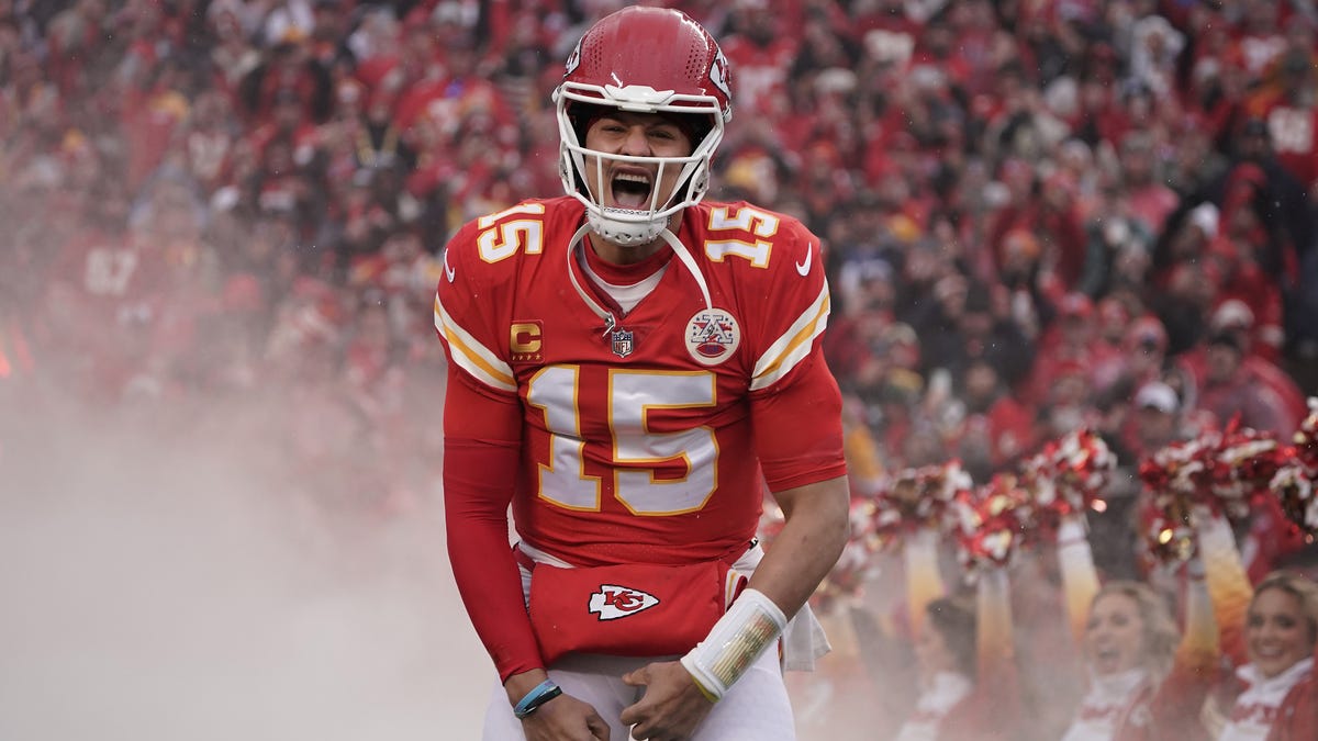 Patrick Mahomes and the Chiefs will host the Bengals at Arrowhead Stadium in the AFC championship game.