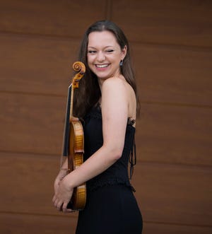 Violinist Maria Ioudenitch is set to perform with Symphony Pro Musica for "Symphonic Treasures."