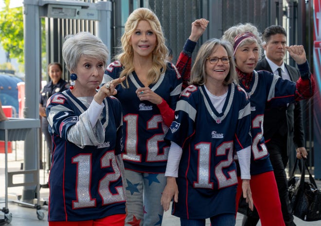 Rita Moreno, Jane Fonda, Sally Field and Lily Tomlin in "80 for Brady."