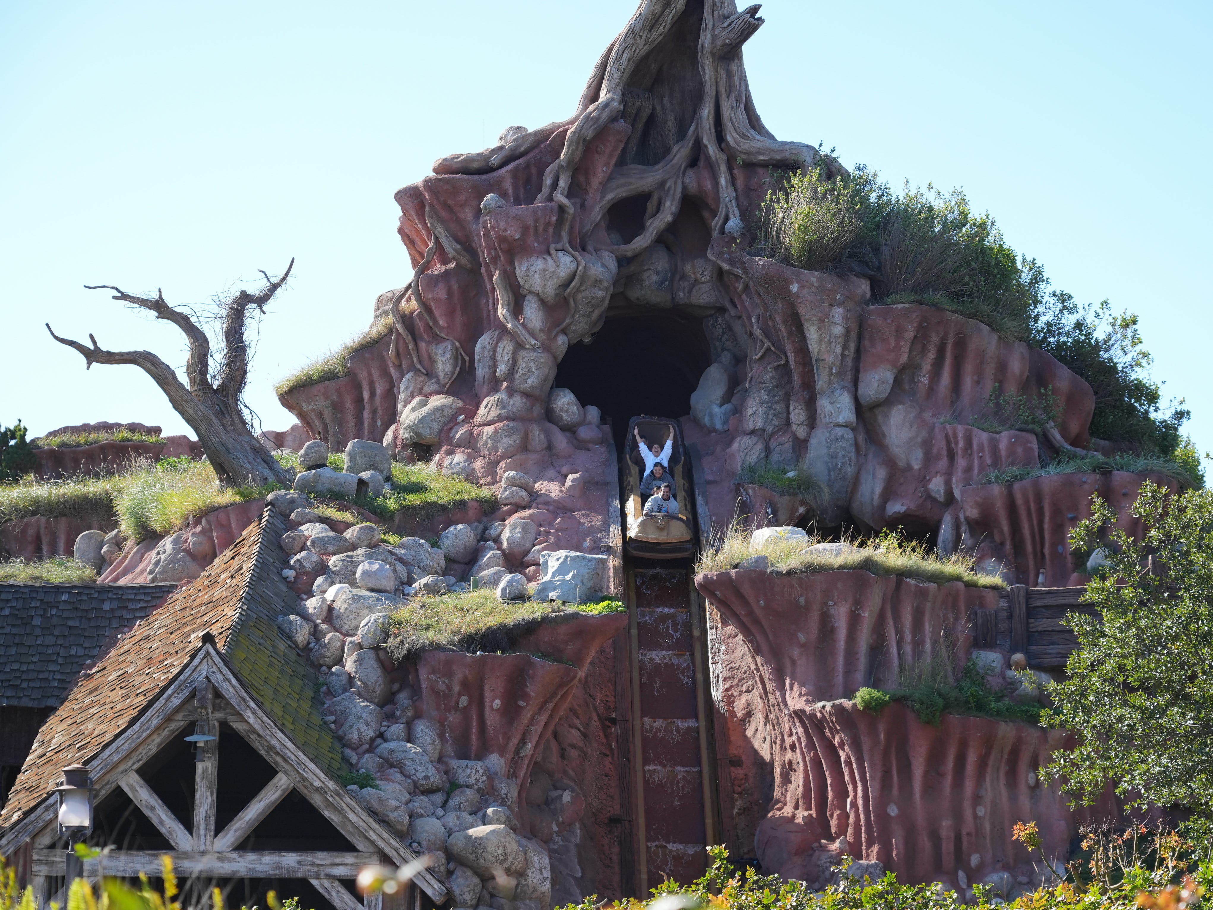 Xxx Sh Disney100 028 Jpg A Oth Usa Ca