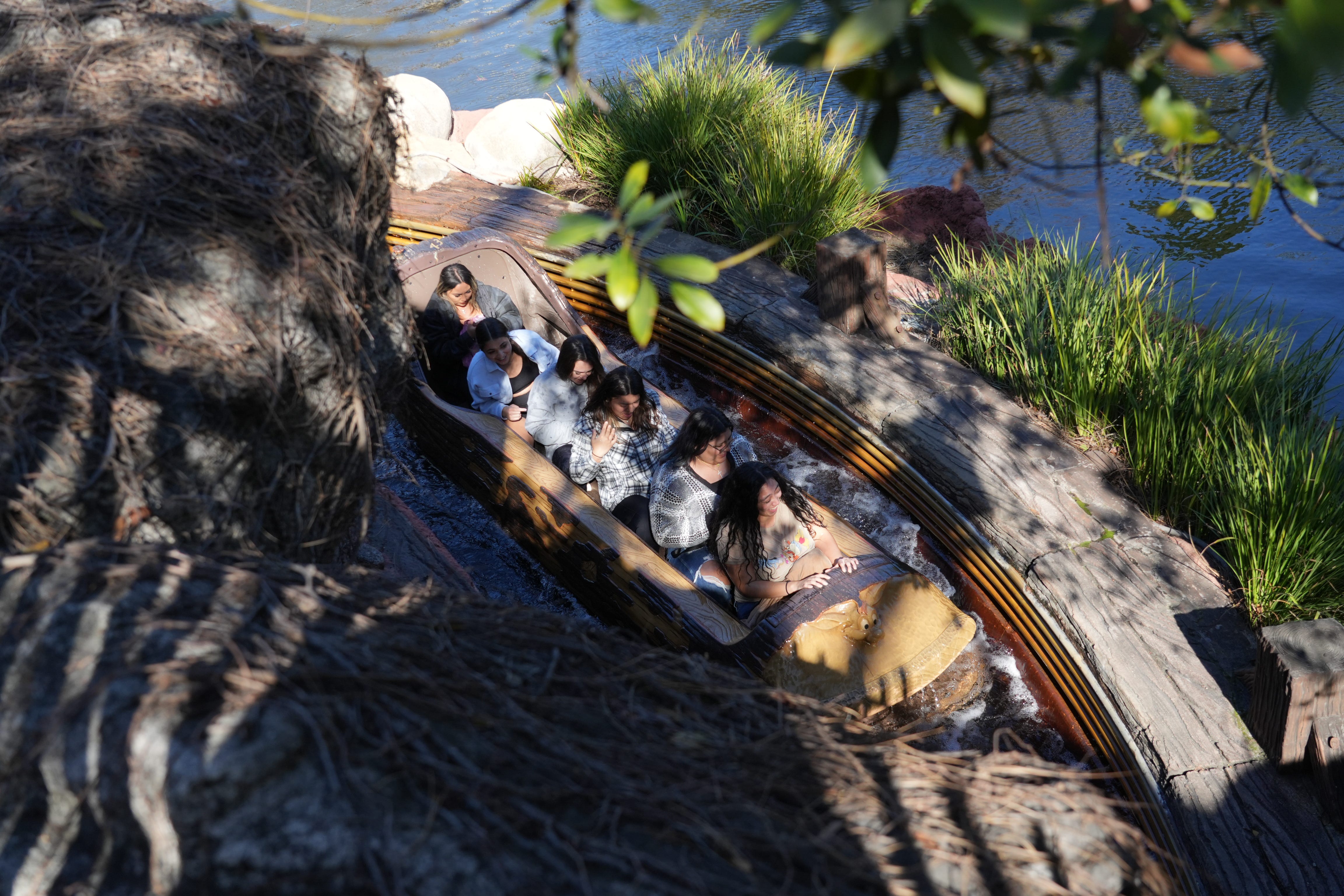 Disneyland Splash Mountain closing date revealed with new ride details