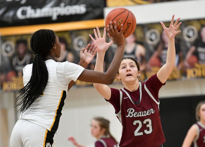 Beaver's Chloe List attempts to block a pass from  Quaker Valley's Mimi Thiero during Monday's game at Quaker Valley High School.
