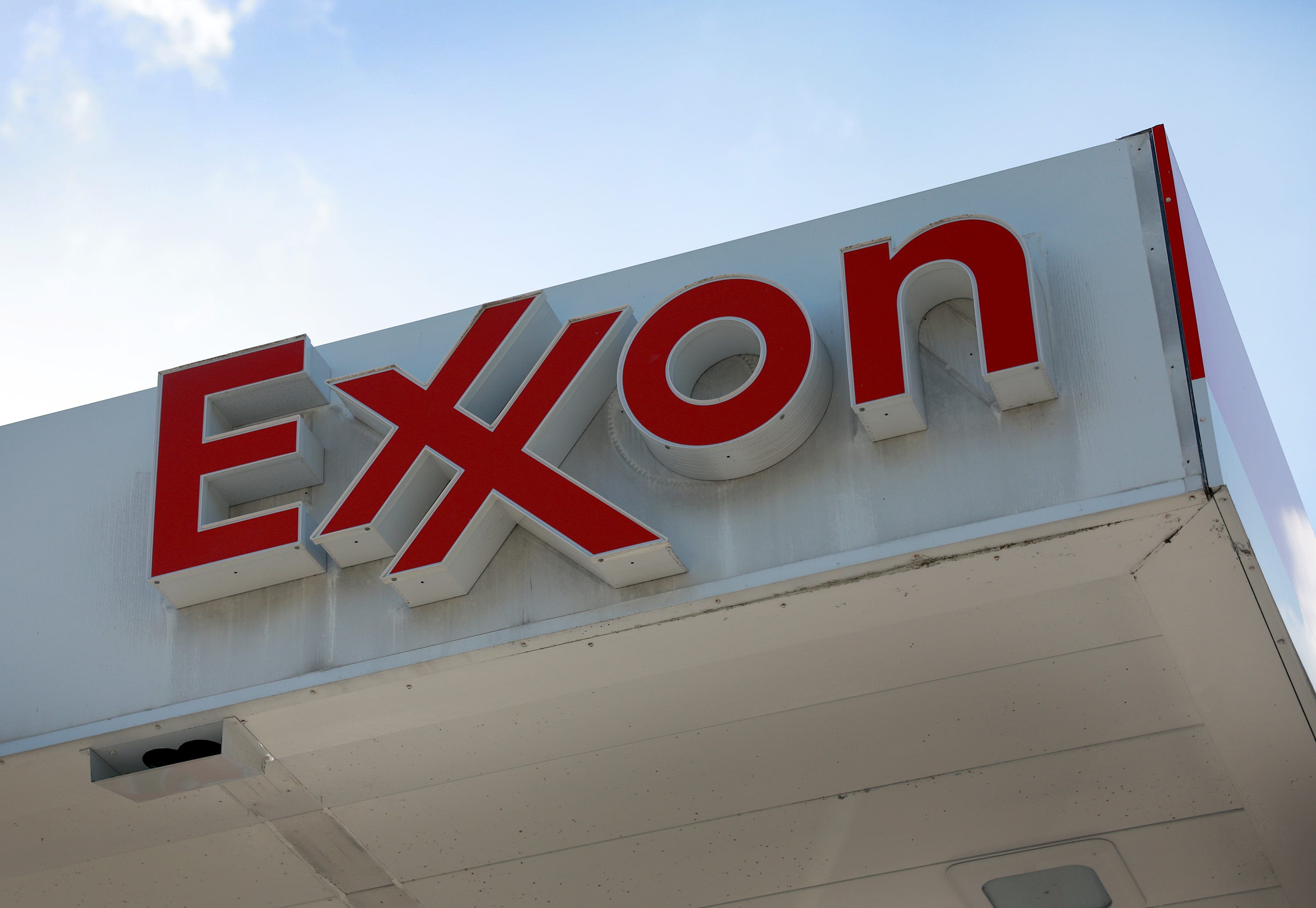 Exxon Mobil reports record annual profits for 2022; White House calls earnings 'outrageous'