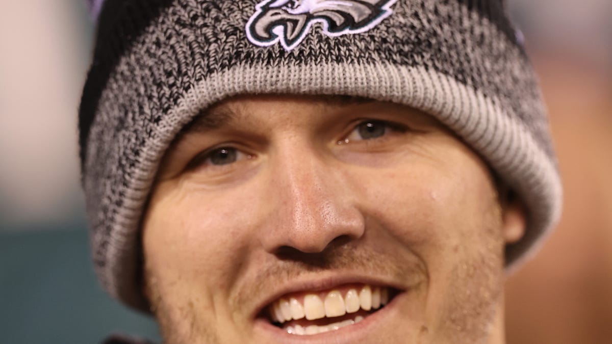 With Eagles in Super Bowl, Philly fan (and 3-time MVP) Mike Trout sees the jokes about his Angels
