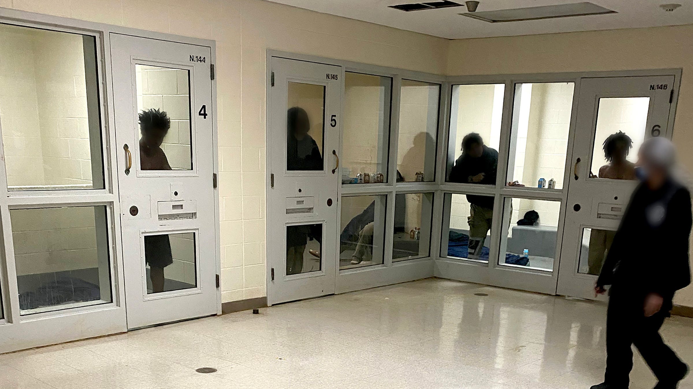 Youths allegedly doubled, tripled up in juvenile jail cells