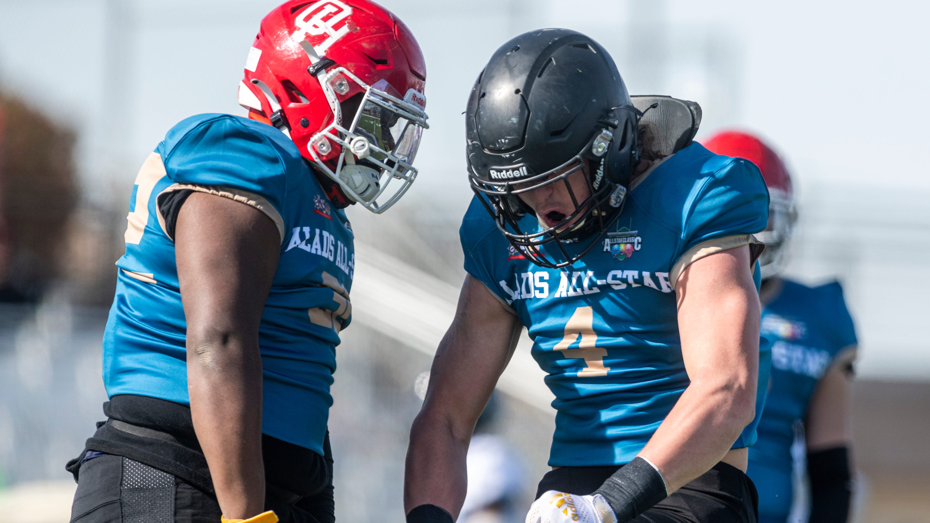Prep Football Reynolds leads Victor Valley allstar squad to victory