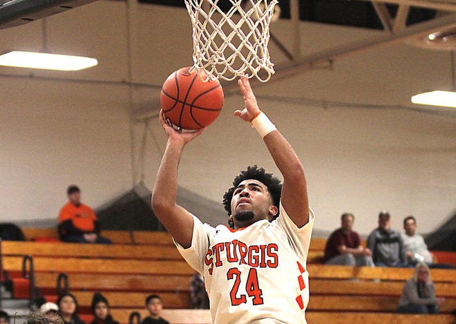 Jacob Thompson scored 22 points to lead Sturgis to a road win at Paw Paw on Thursday.