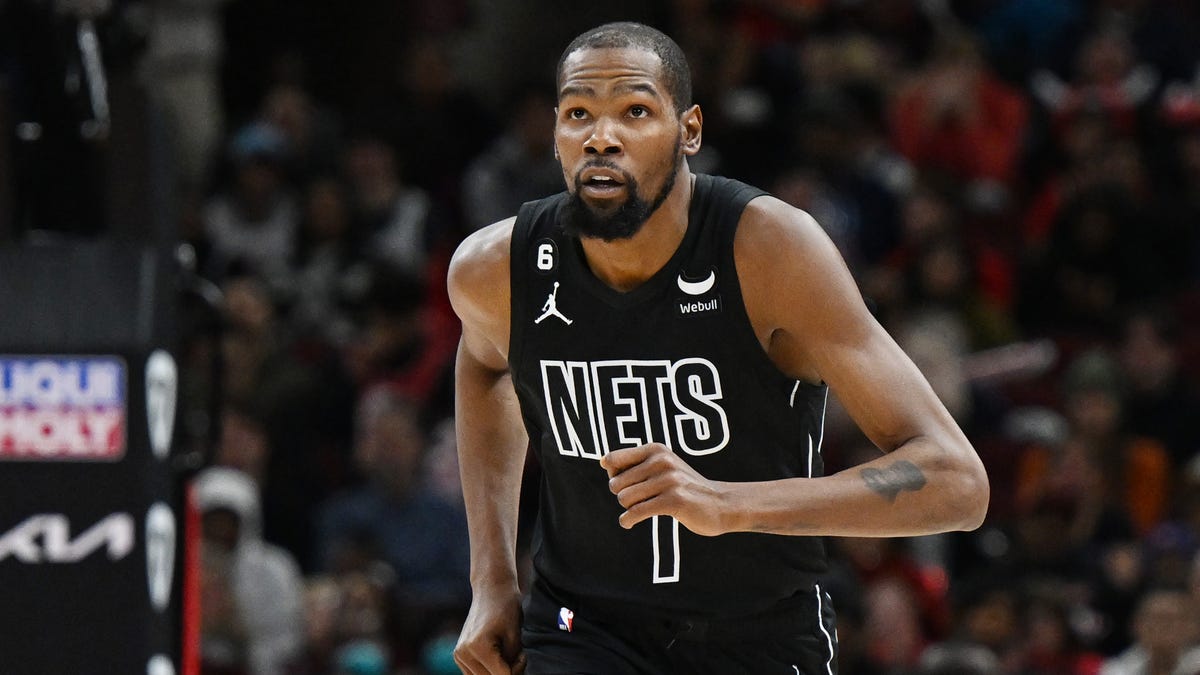 Brooklyn Nets trading superstar Kevin Durant to Phoenix Suns for massive haul