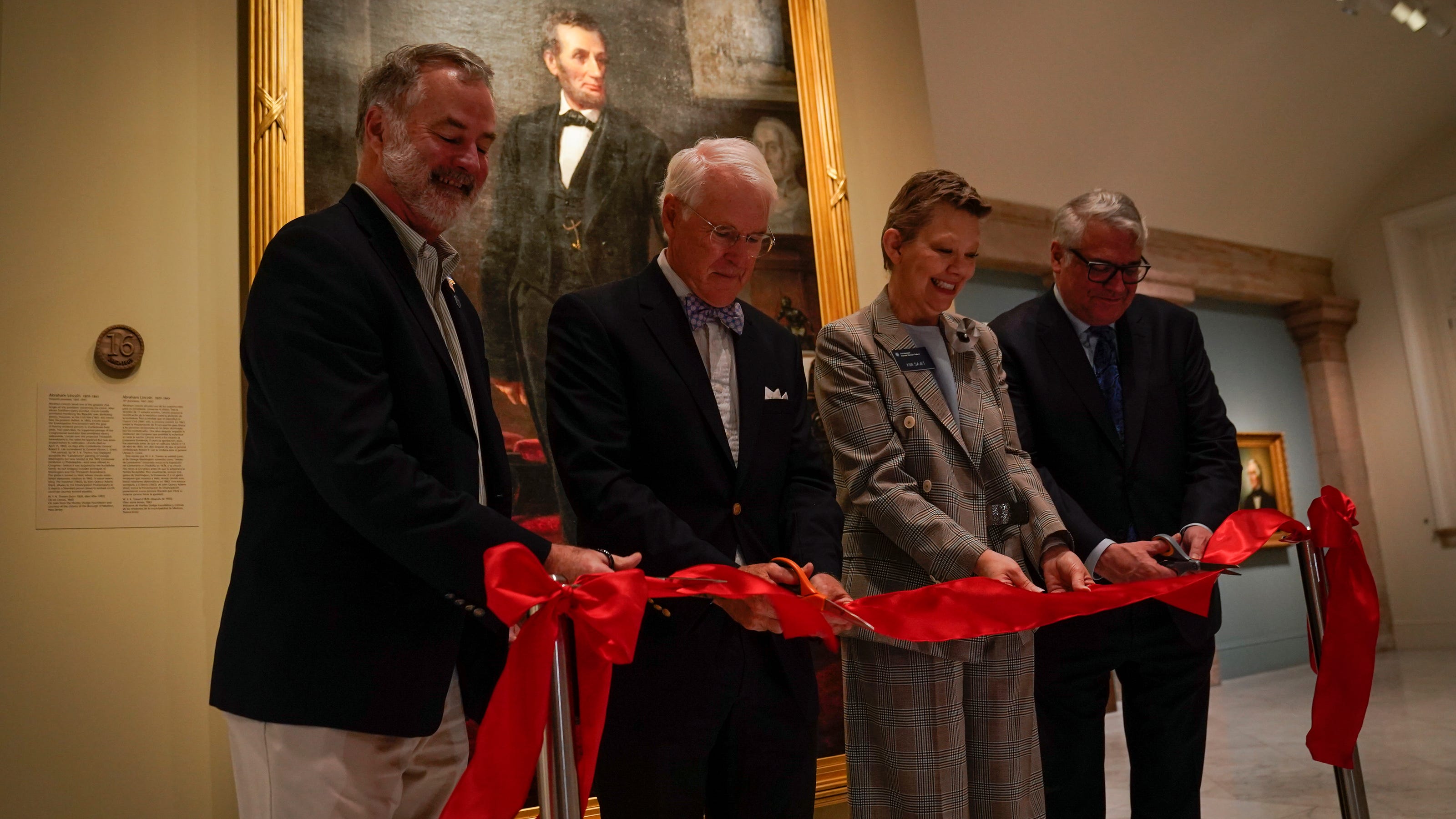 National Portrait Gallery receives Lincoln portrait from Madison NJ