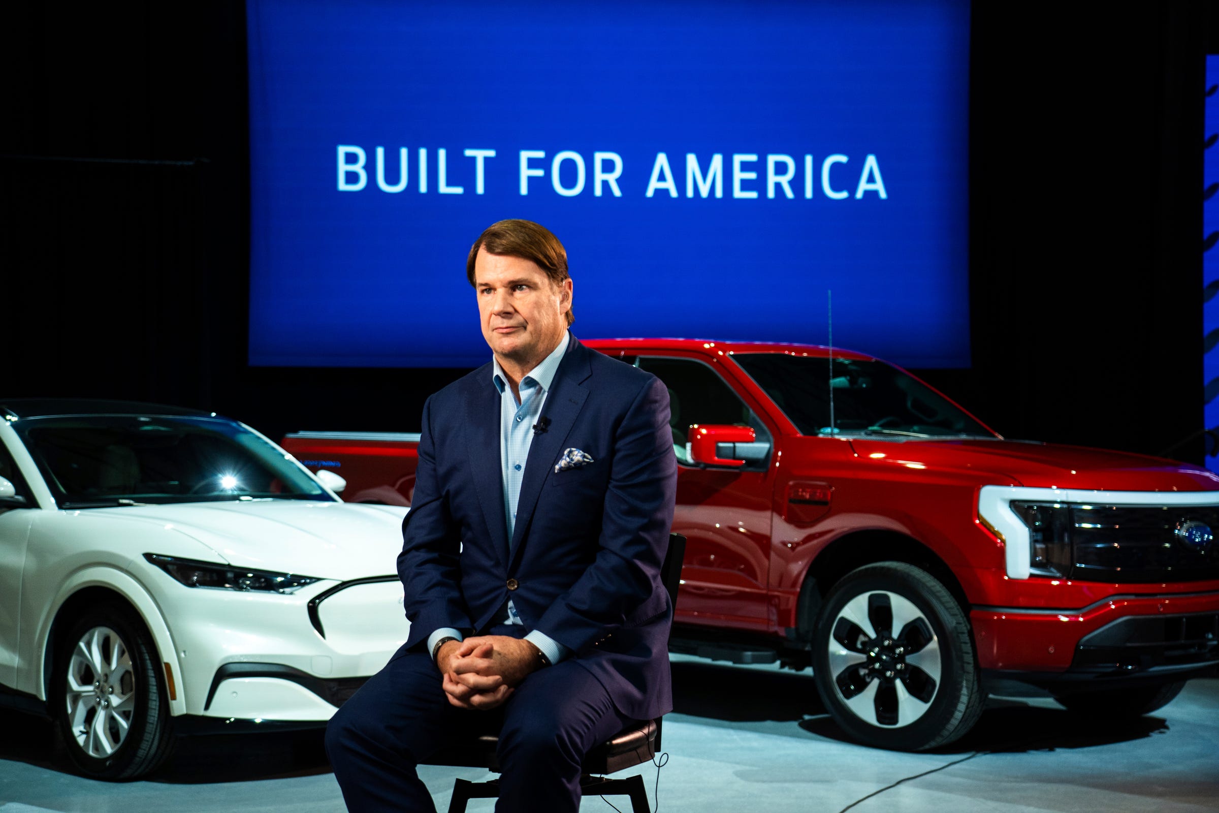 https://www.gannett-cdn.com/presto/2023/02/13/PDTF/27ad6d1f-6a66-4ab1-b251-aff53a2e51a7-021323_ford_announcemen6.jpg?auto=webp&crop=2399,1350,x0,y122&format=pjpg&width=1200