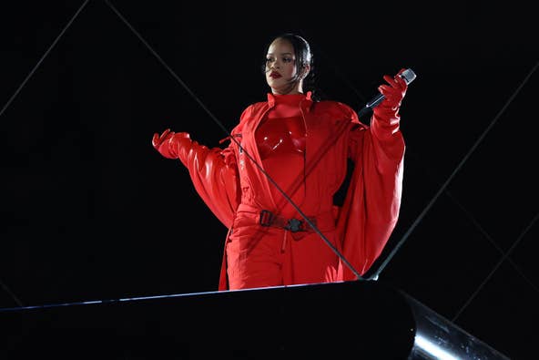 Rihanna performs onstage.&nbsp;