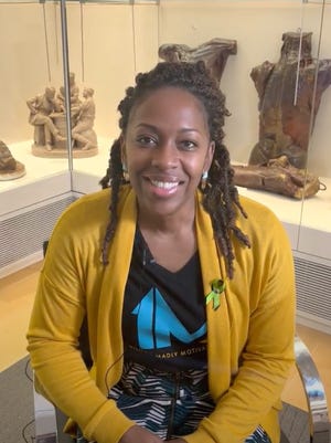 Tansy McNulty is the CEO of 1M4 (1 Million Madly Motivated Moms).