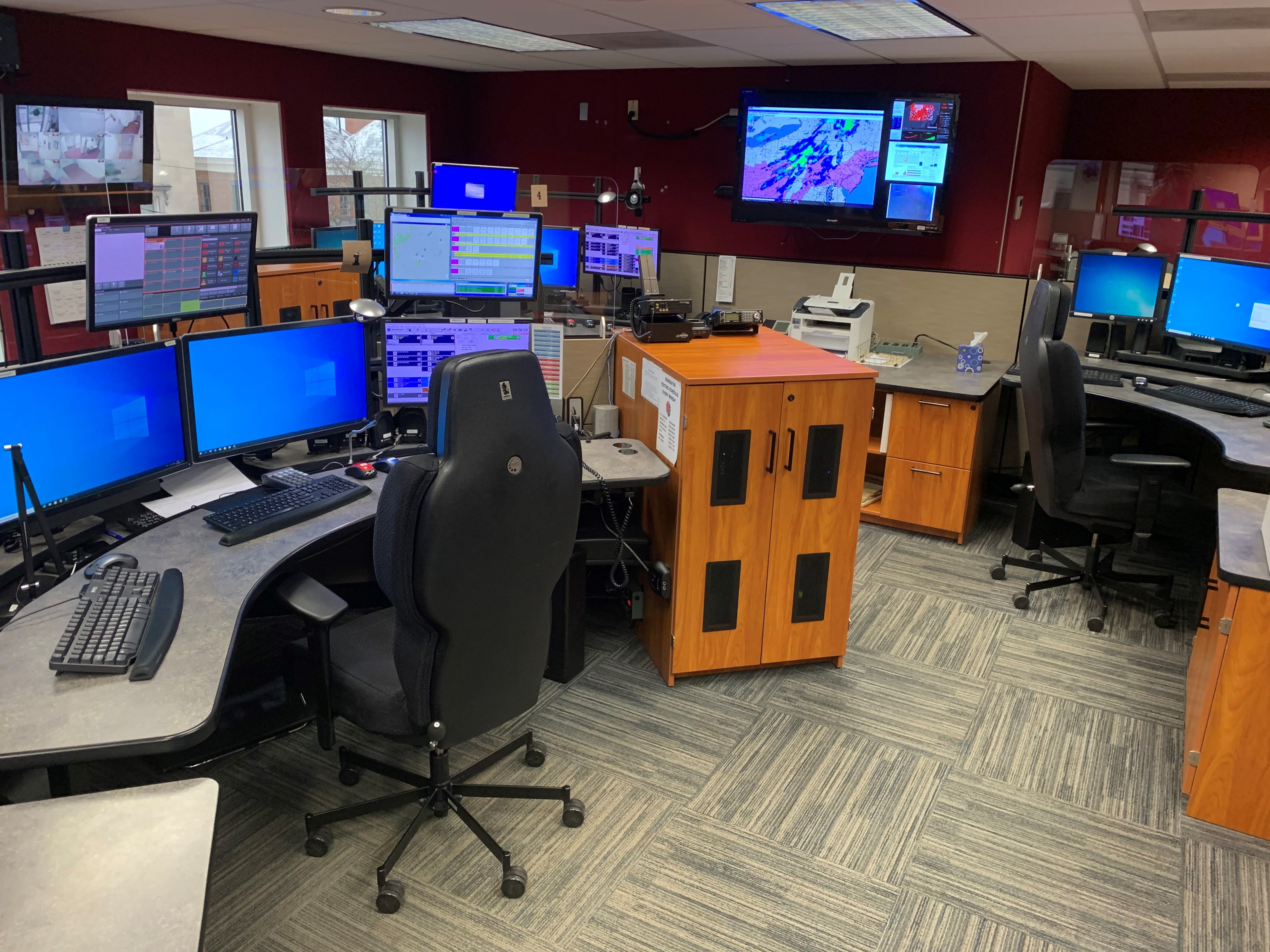 Somerset County 911 center needs dispatchers