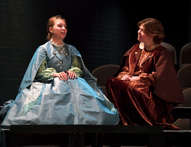 Abby Ewing (left) plays Nora Helmer and Penney Ferris plays Kristine during rehearsal for the McMurry University production of "A Doll's House."