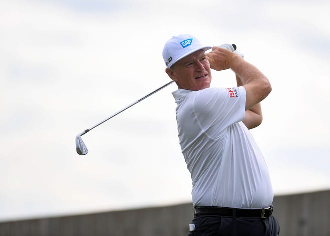 Ernie Els starts another year focusing on golf and autism awareness Ernie Els starts another year focusing on golf and autism awareness