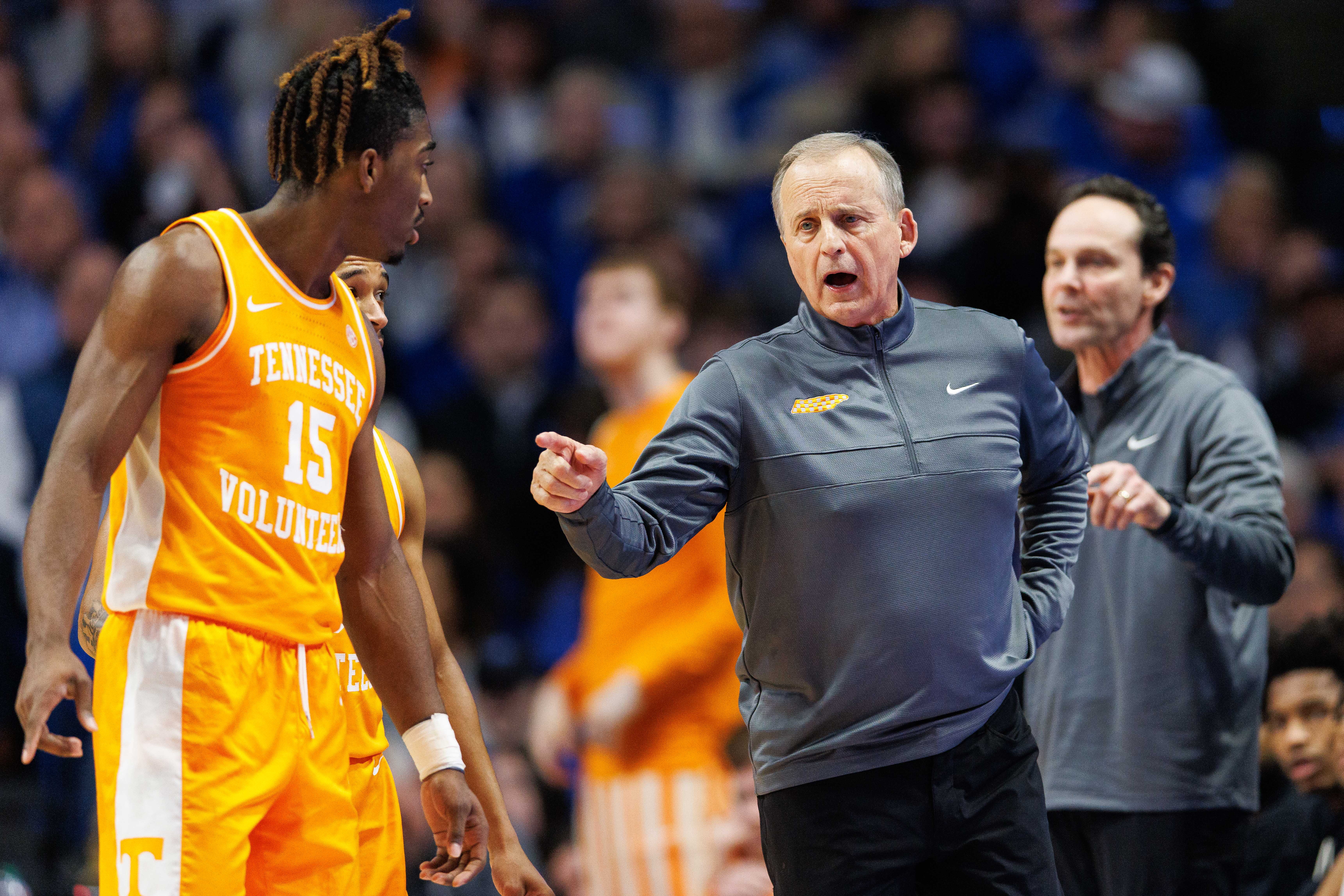 Tennessee basketball is searching hard for something I’m not sure it can find | Estes