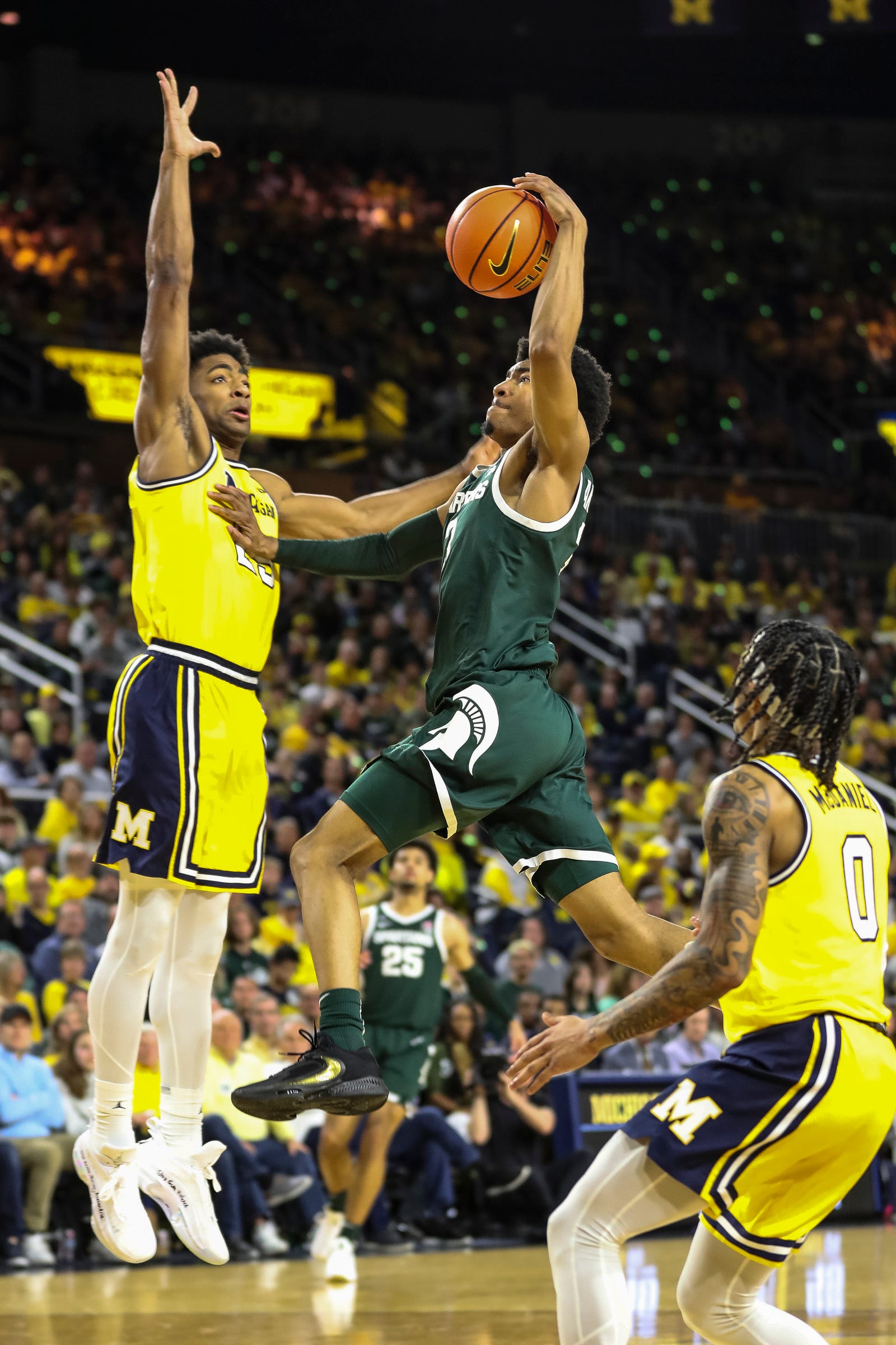 Michigan basketball fights to make NCAA tournament. MSU near same boat