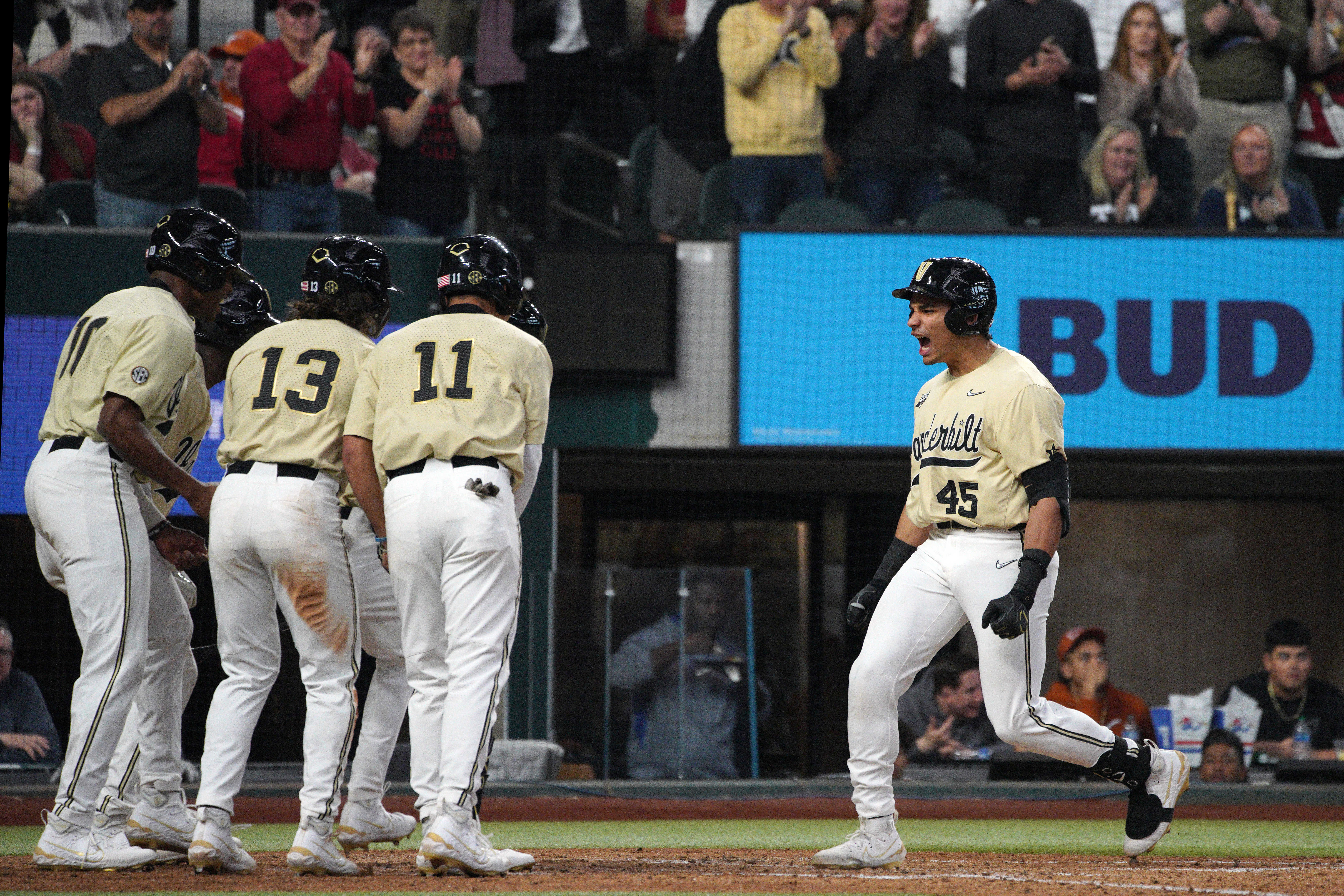 Vanderbilt baseball uses eight-run second inning to beat Texas in College Baseball Showdown