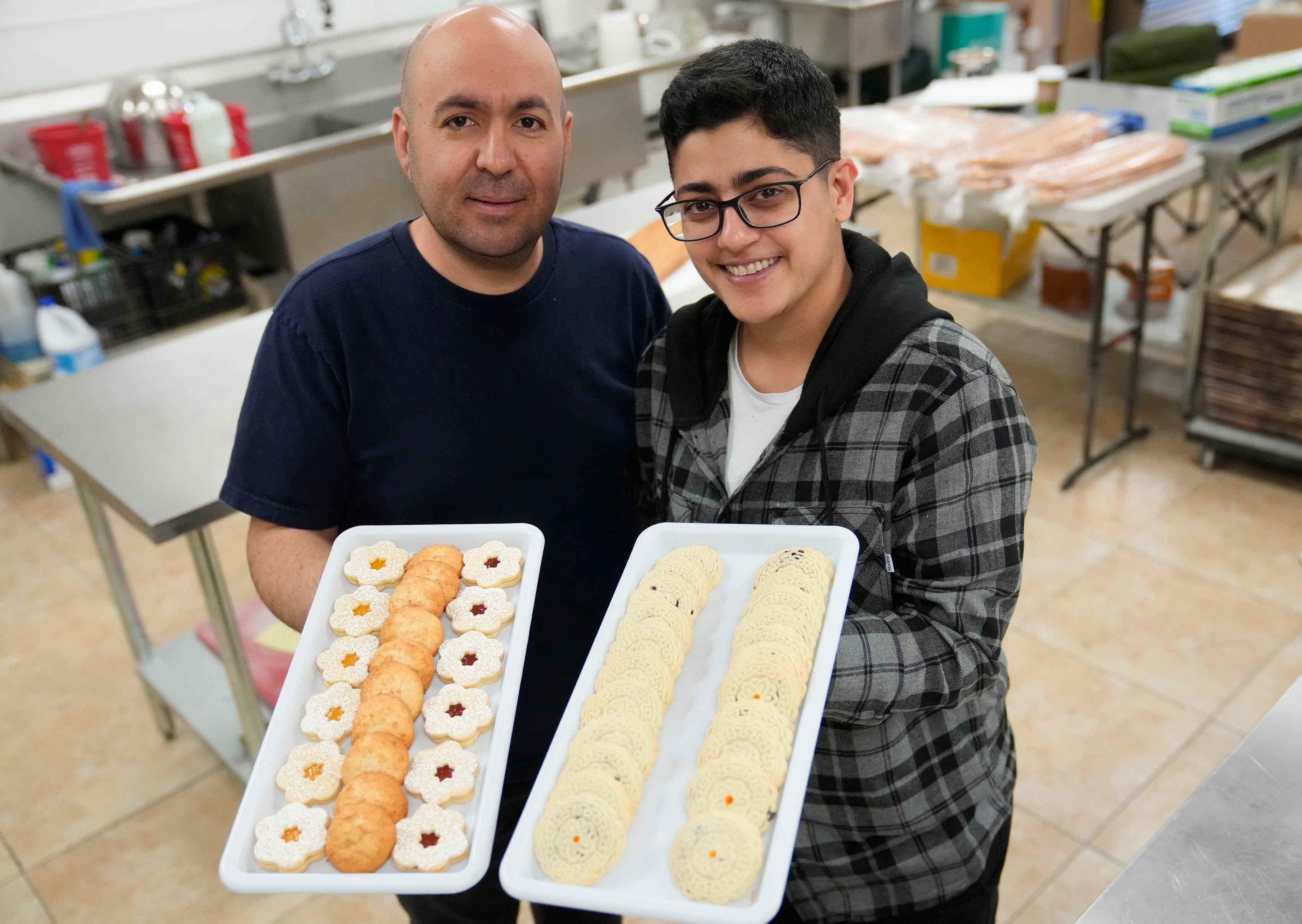TaTi bakery and Tala Meals Marketplace provide Iranian specialties in Phoenix