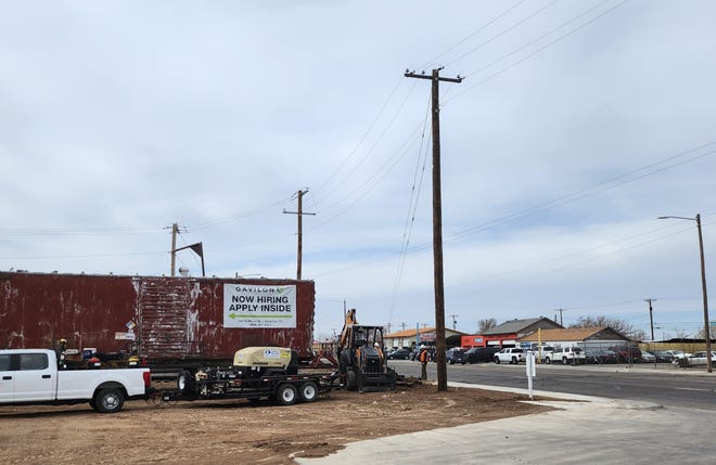 A new power line pole has been installed as of Tuesday afternoon, after a Monday morning train derailment pushed several train cars onto the roadway on Amarillo Boulevard East. In addition to blocking traffic, the train knocked over the original pole when it derailed.
