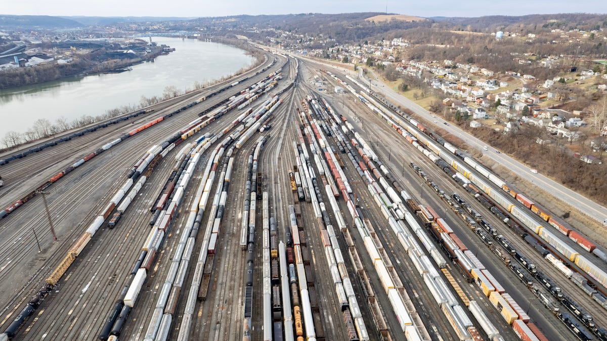 What we know and don’t know about the hazards on PA’s rails