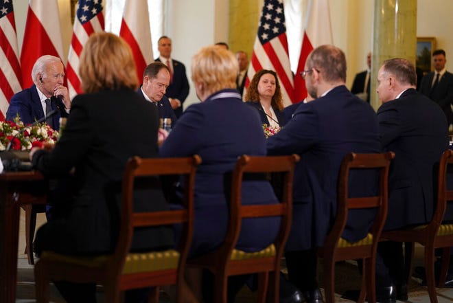 Biden bertemu dengan pemimpin Polandia, bersiap untuk berbicara tentang perang Ukraina