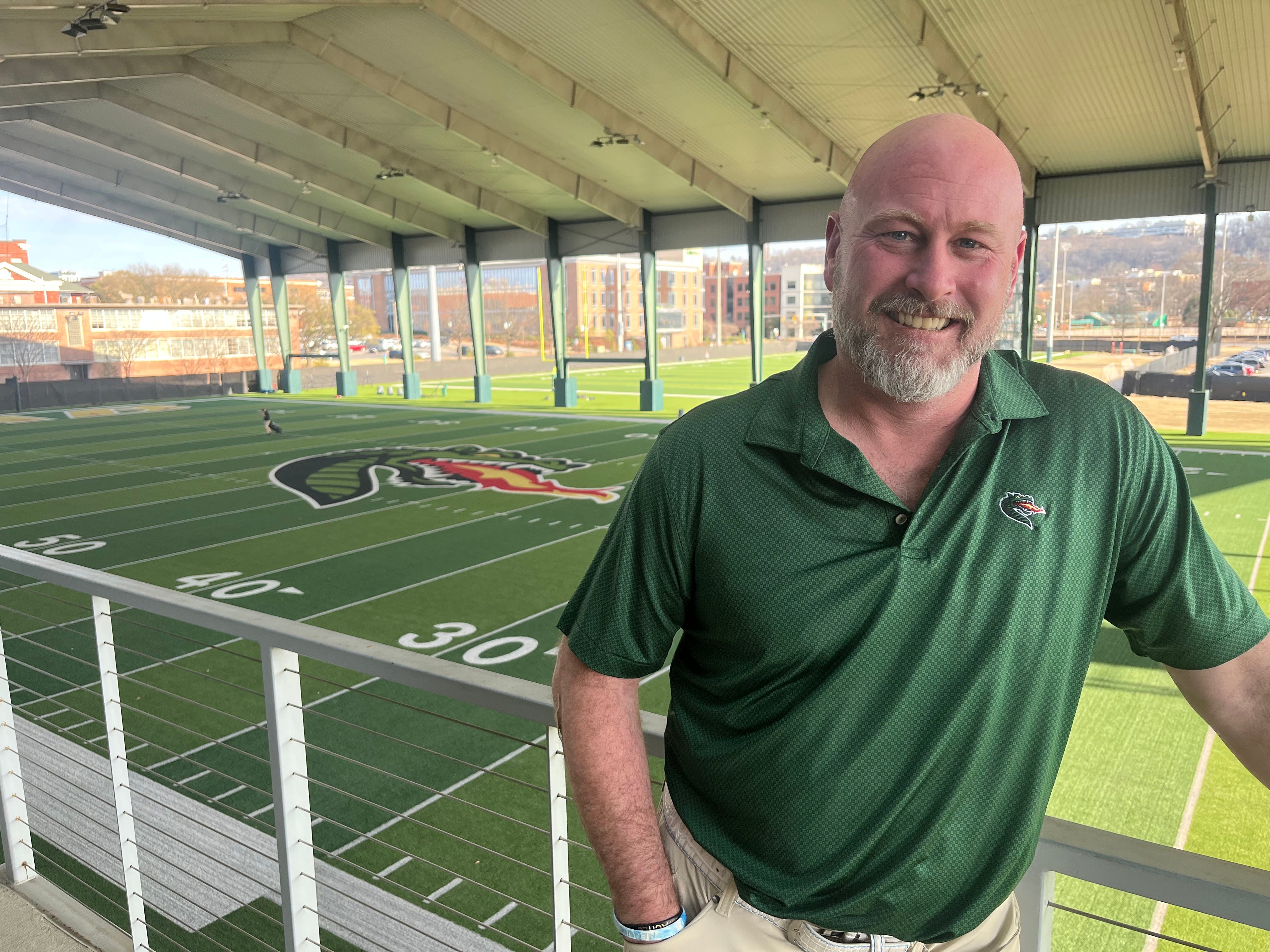 Trent Dilfer breaks ranks and offers refreshing take on NIL