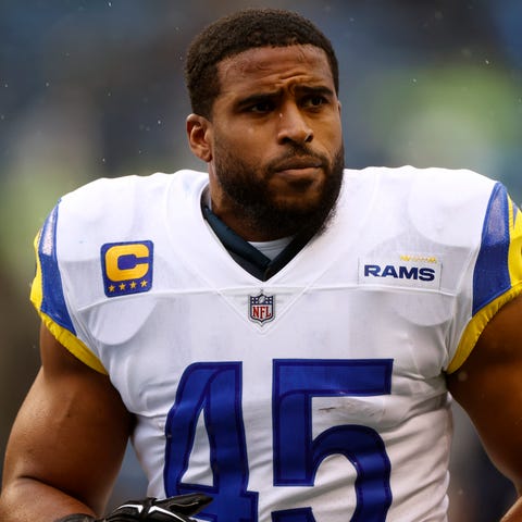 Bobby Wagner #45 of the Los Angeles Rams looks on 