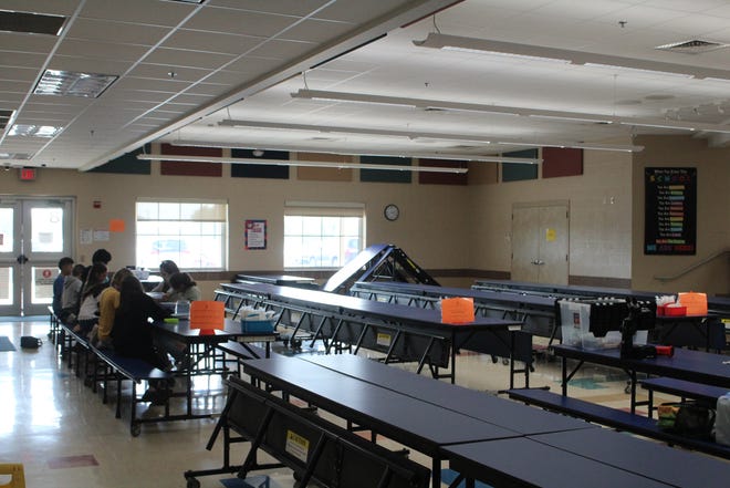 An expansion of the SF Austin Elementary School restaurant, where students gathered for afternoon club meetings on February 24, is included in the Gregory-Portland ISD Bond 2023 proposal.