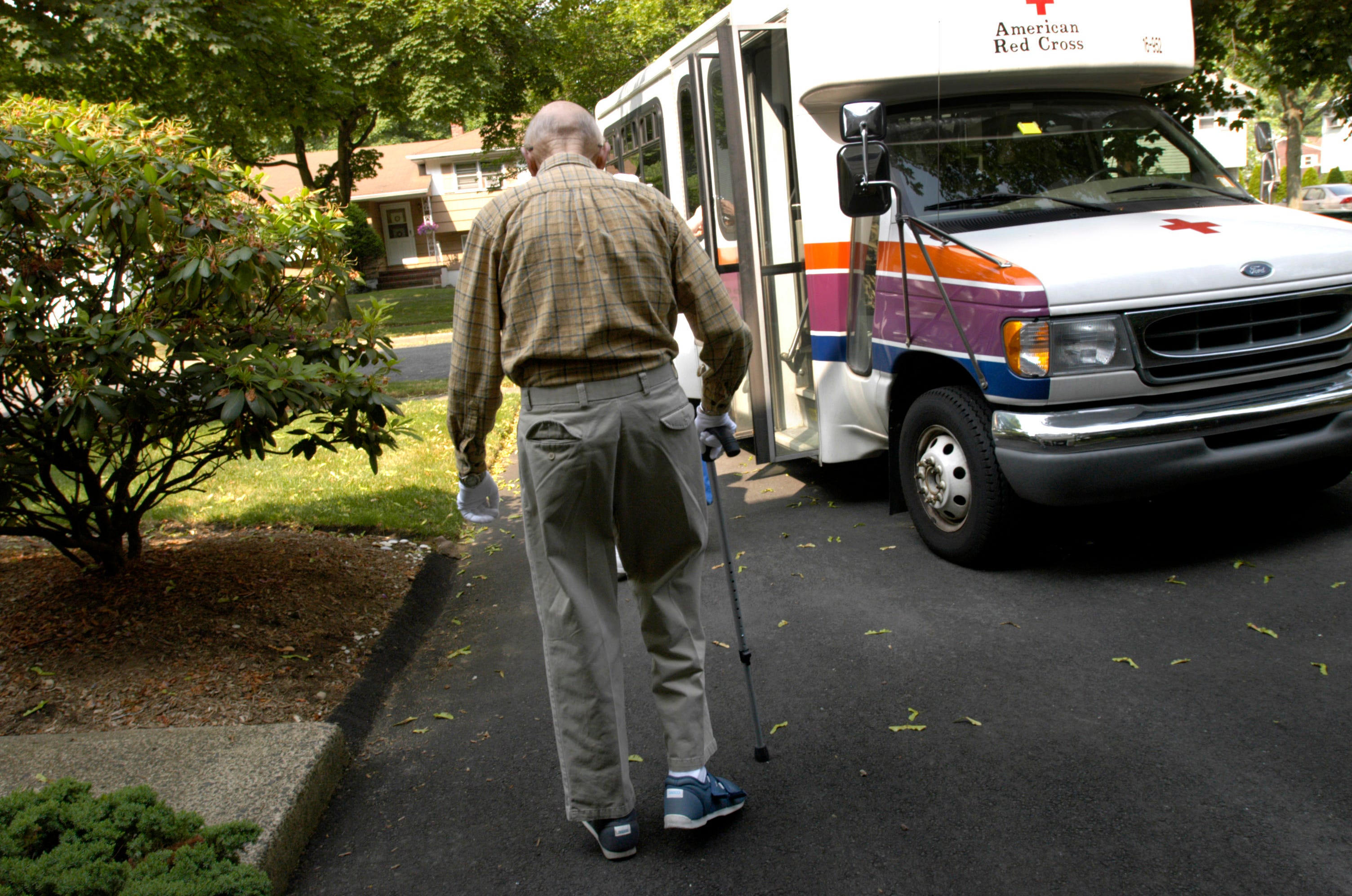 Many New Jersey seniors who give up driving rely on paratransit vans run by the government or non-profits to take them to medical appointments.