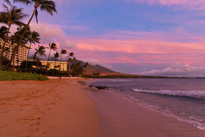 Praia de Ka'anapali, Maui, Havaí.