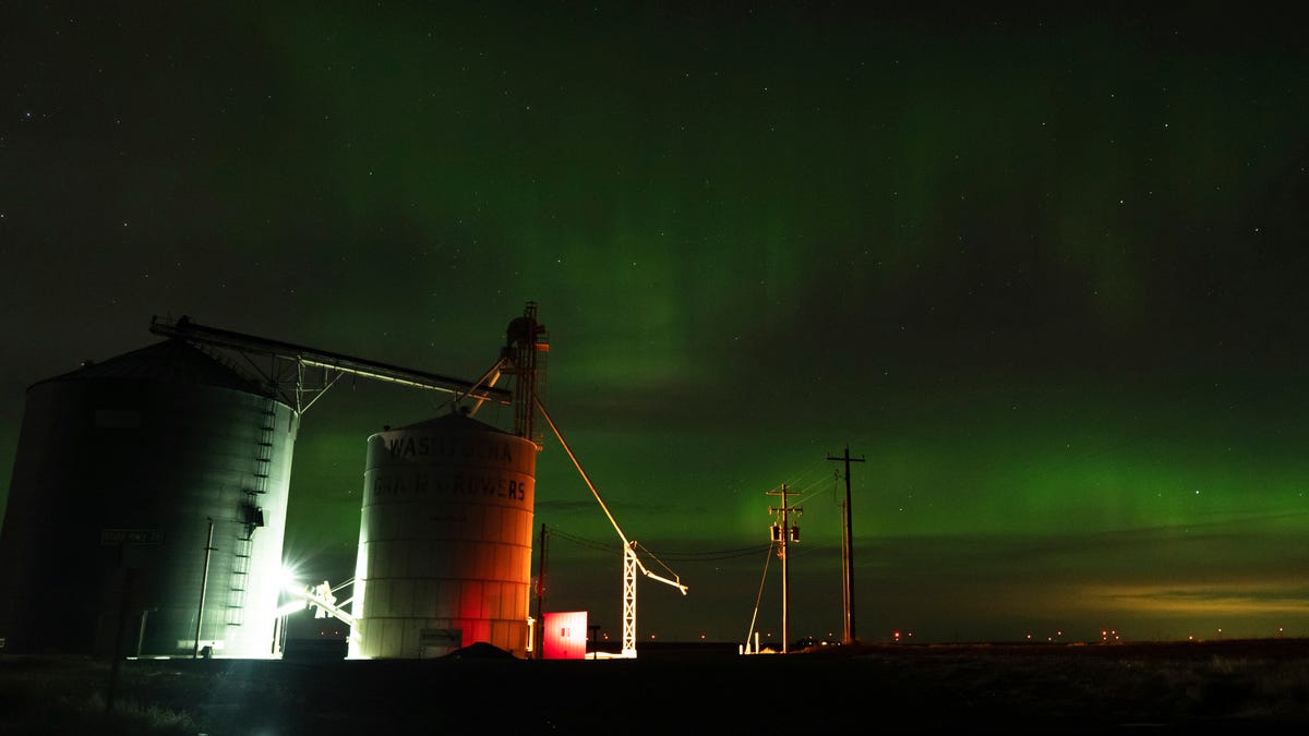 #Northern lights possibly visible in 16 US states July 13. What to know.