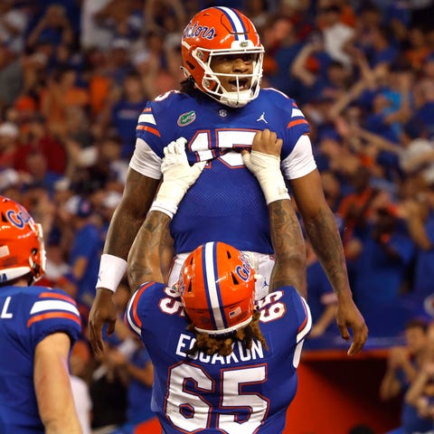 Florida Gators quarterback Anthony Richardson (15)