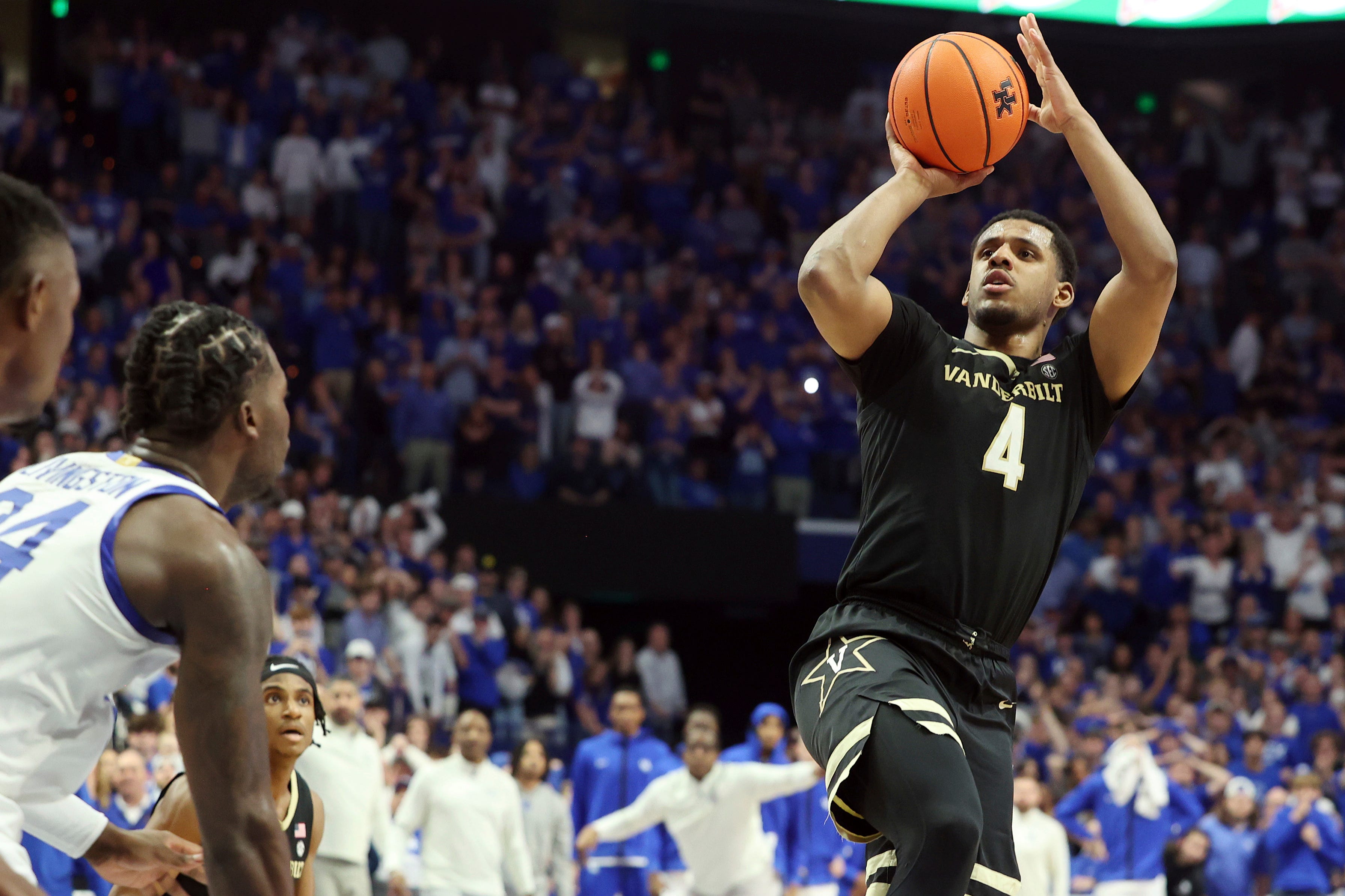 Without Liam Robbins, Vanderbilt basketball rides hot shooting to win over Mississippi State