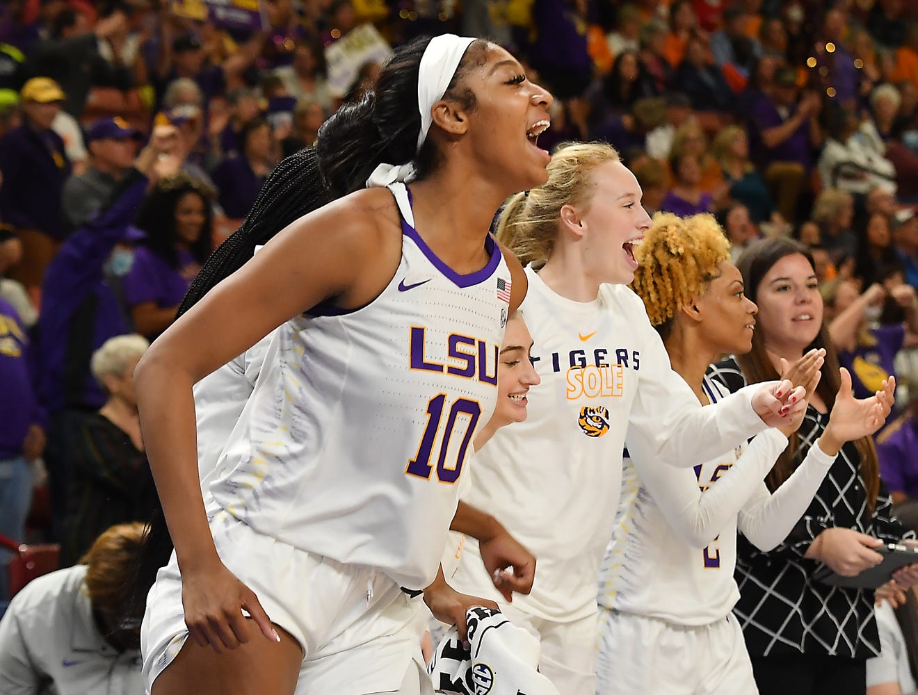 Louisiana State University Women S Basketball Team Louisiana State University Women S Basketball Team