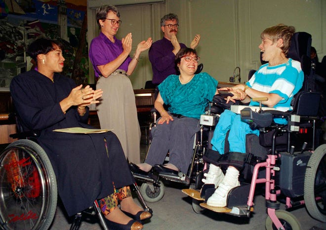 Judy Heumann, aktivis hak disabilitas, meninggal pada usia 75 tahun