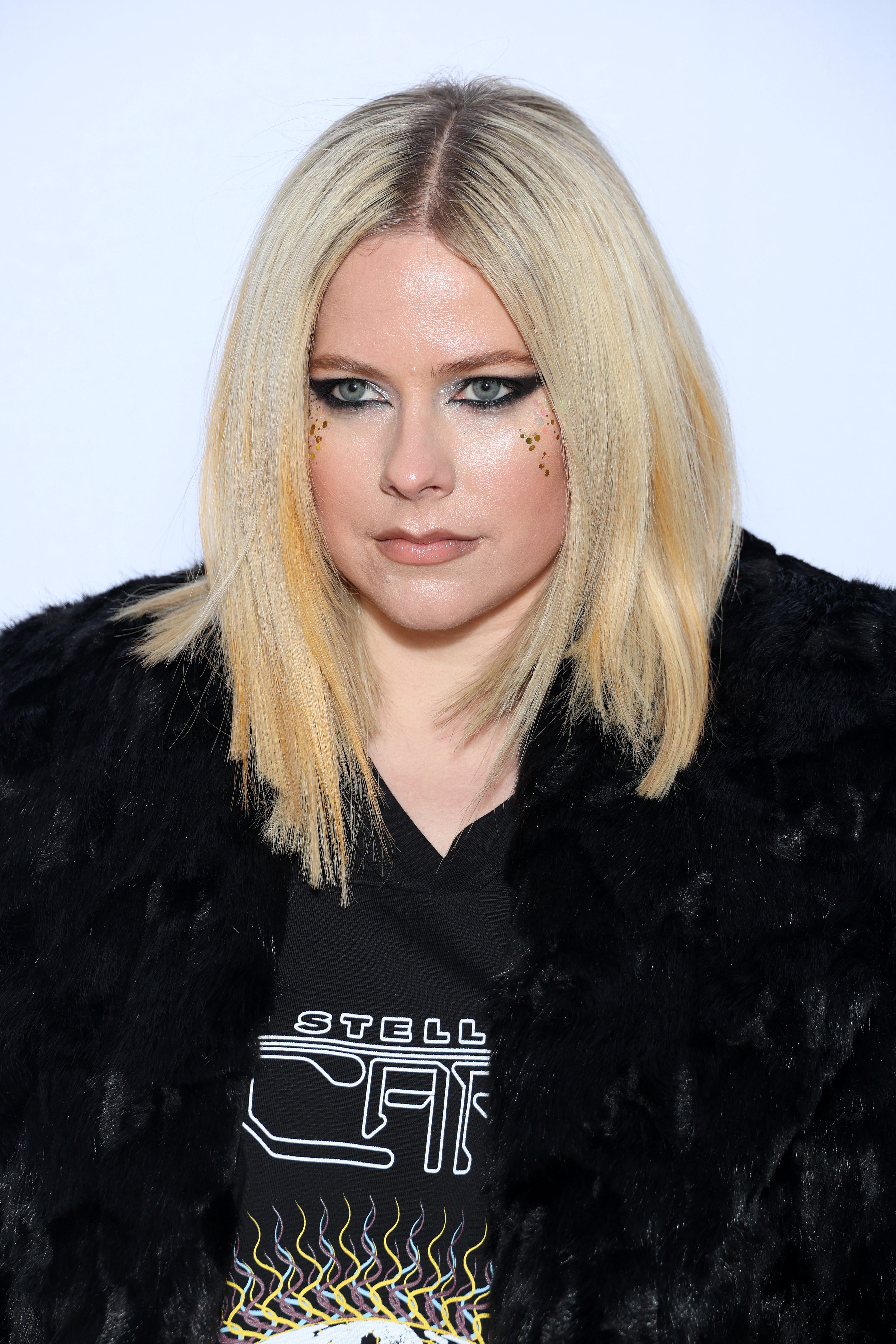 PARIS, FRANCE - MARCH 06: (EDITORIAL USE ONLY - For Non-Editorial use please seek approval from Fashion House) Avril Lavigne attends the Stella McCartney Womenswear Fall Winter 2023-2024 show as part of Paris Fashion Week  on March 06, 2023 in Paris, France. (Photo by Pascal Le Segretain/Getty Images) ORG XMIT: 775939025 ORIG FILE ID: 1471610697