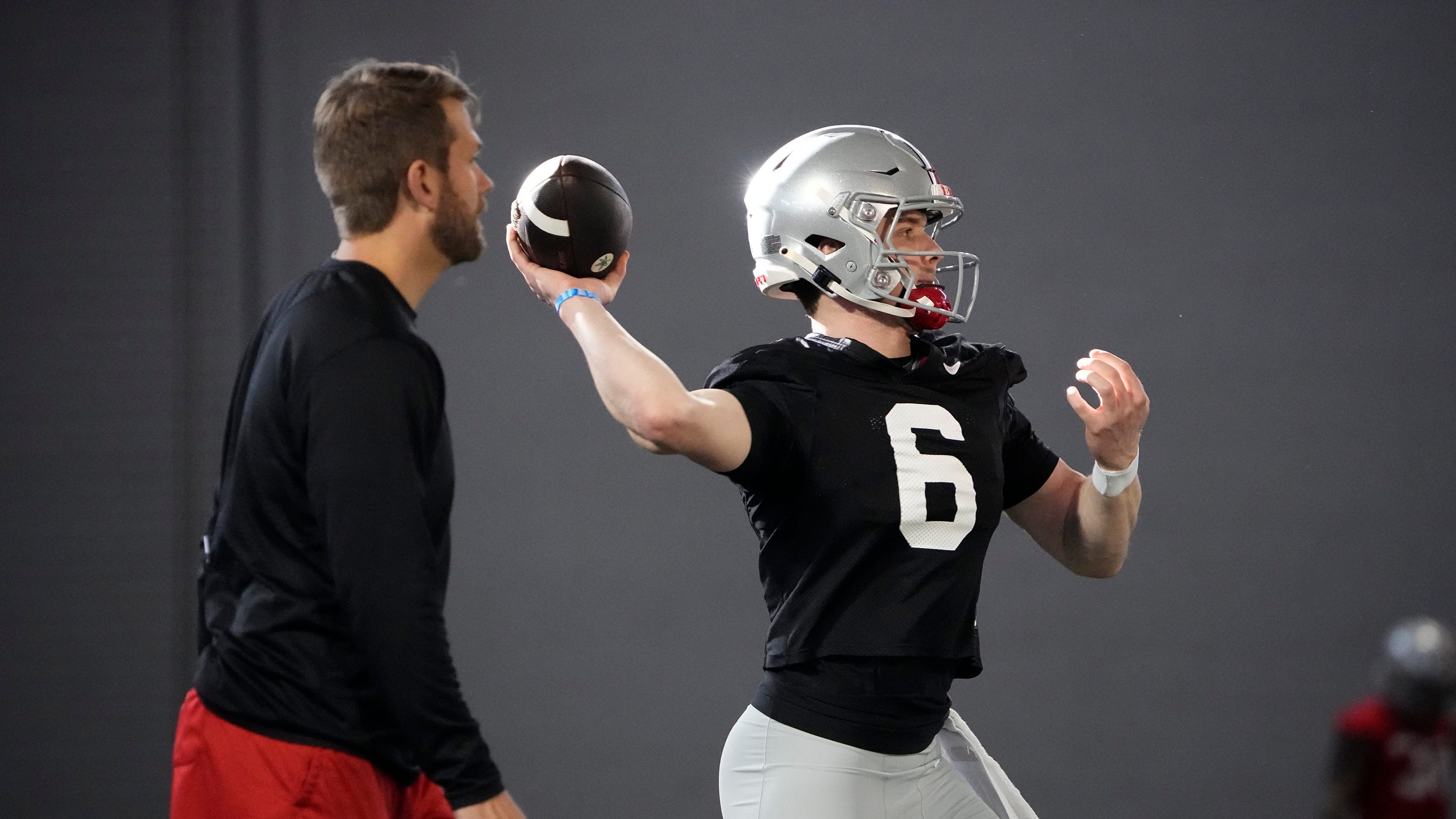 Ohio State football team crosses halfway point of spring with no leader in QB battle