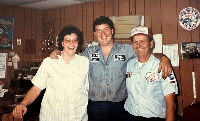 Donna, Scott and Luther Rhodes.