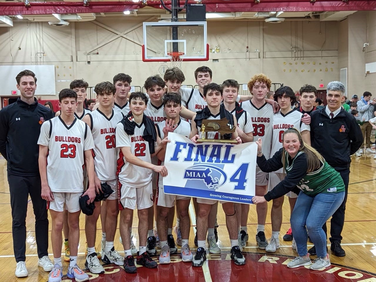 Old Rochester beats Boston English in the 2023 Div. 3 Elite 8