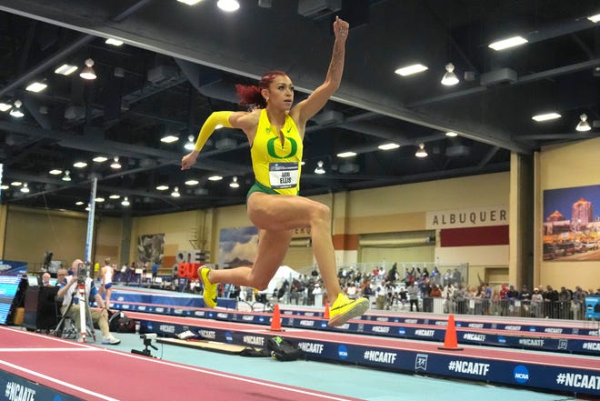 Oregon's Lexi Ellis broke the school record in the triple jump Saturday during the NCAA Indoor Track & Field Championships at the Albuquerque Convention Center.