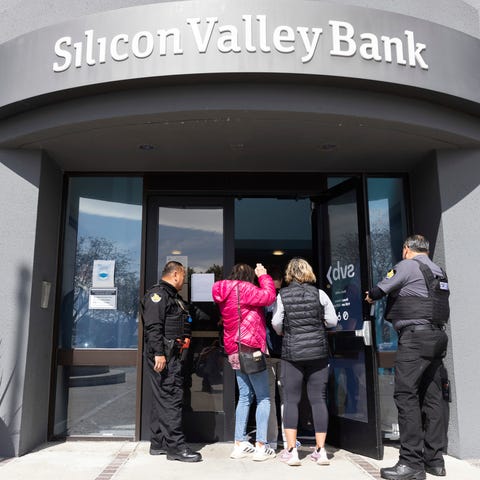 Security guards let individuals enter the Silicon 