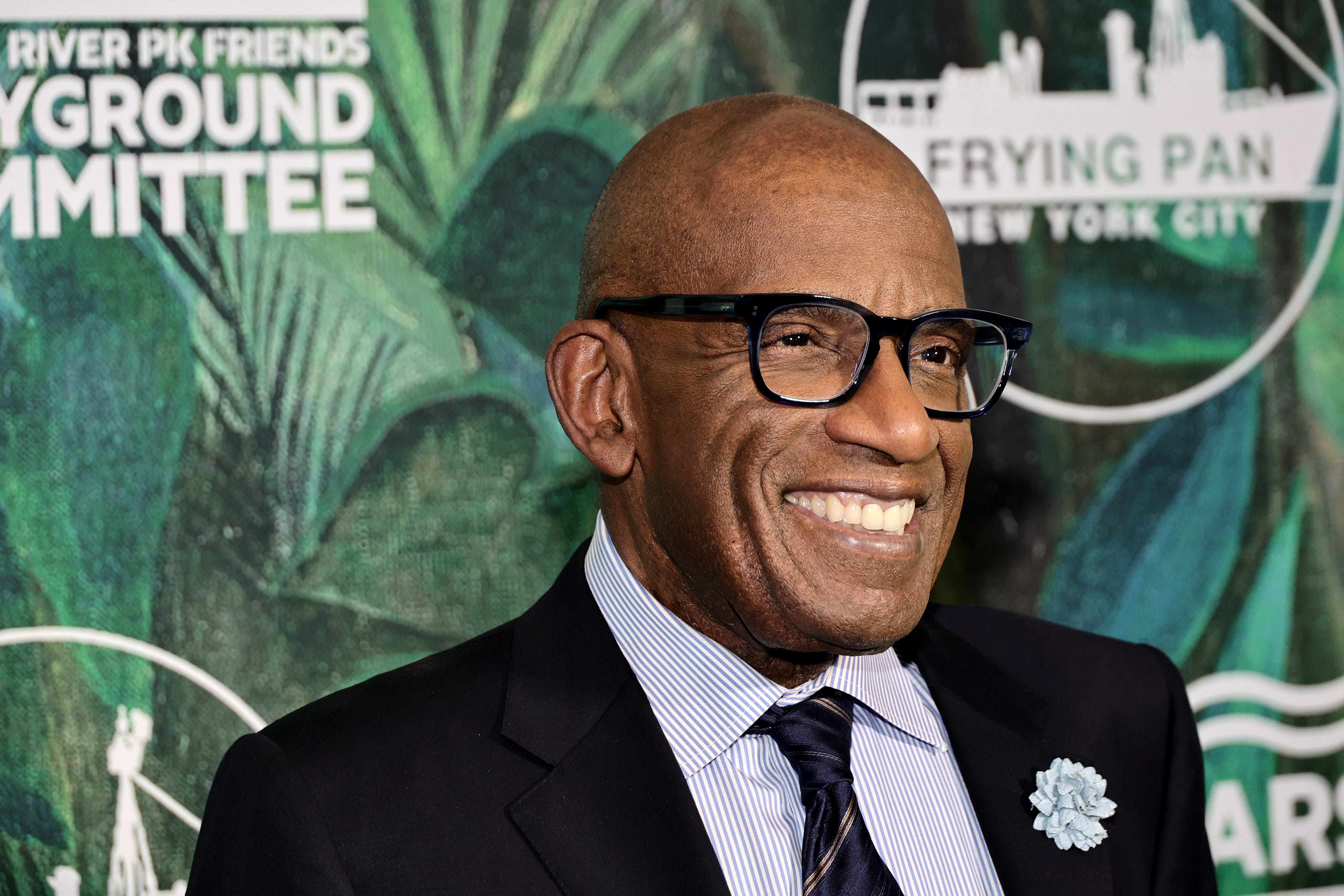 Al Roker returns to 'Today' after 3-week absence: 'I've got a new knee'